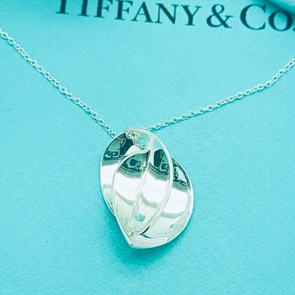 Tiffany & Co. 💯% Auth Rare Md Frank Gehry Heart Pendant Necklace w/Pouch ✨EUC✨ - Picture 3 of 6